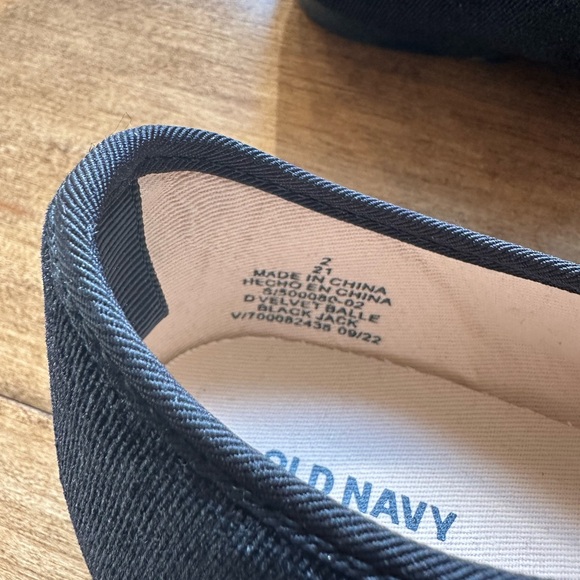 Old Navy Mary Jane Shoe Bundle Size 2 - Picture 10 of 14